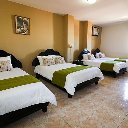 Hotel Puerta Del Sol ديفيد المظهر الخارجي الصورة
