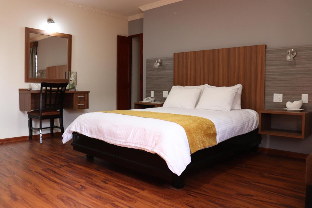 Hotel Puerta Del Sol ديفيد المظهر الخارجي الصورة
