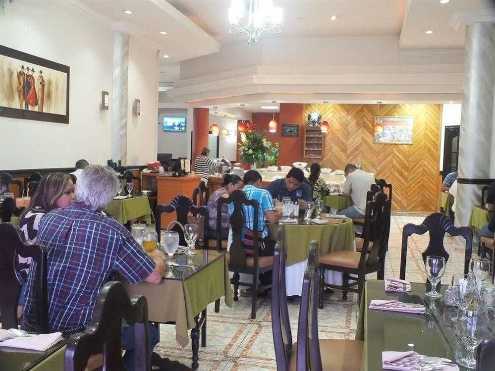 Hotel Puerta Del Sol ديفيد المظهر الخارجي الصورة