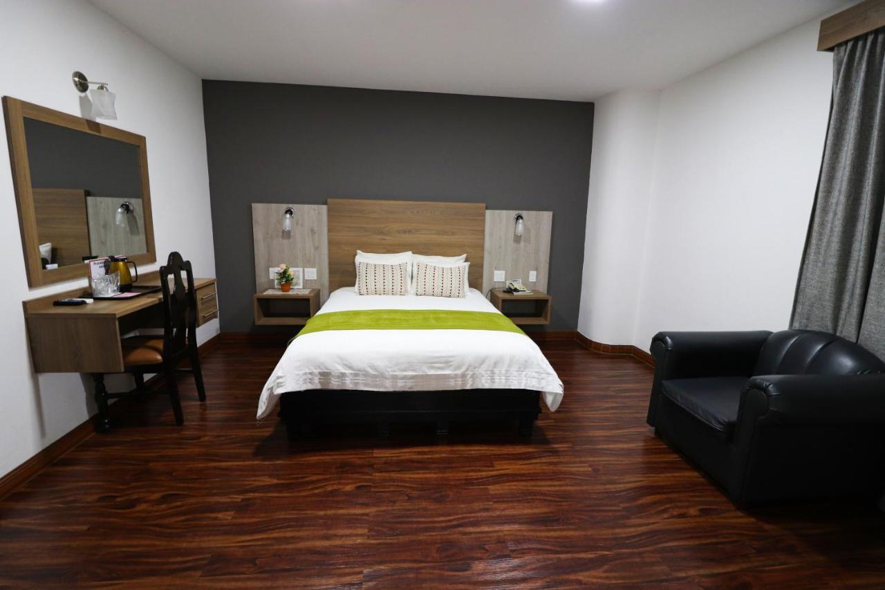 Hotel Puerta Del Sol ديفيد المظهر الخارجي الصورة