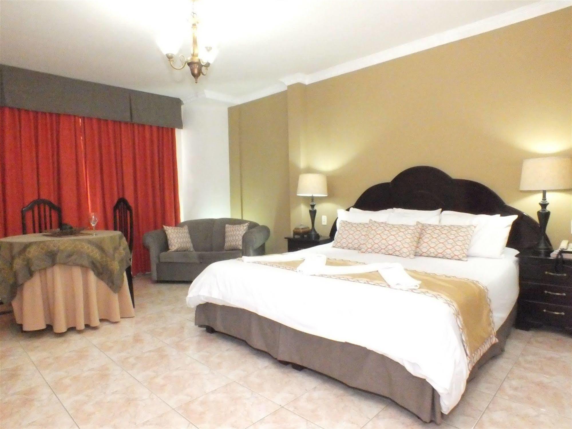 Hotel Puerta Del Sol ديفيد المظهر الخارجي الصورة
